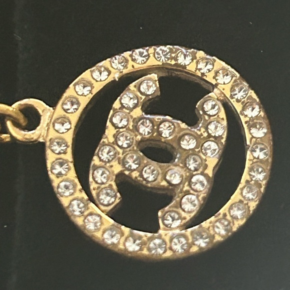 Stunning Chanel and Strass Pendant 2006A - Picture 7 of 7